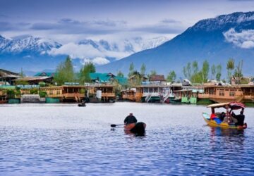 kashmir houseboat