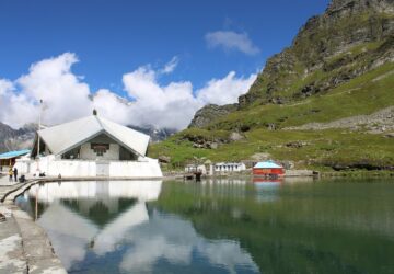 Hemkund sahib Gurdwara