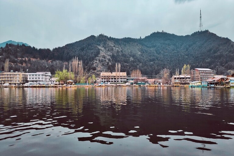 Kashmir Accommodations